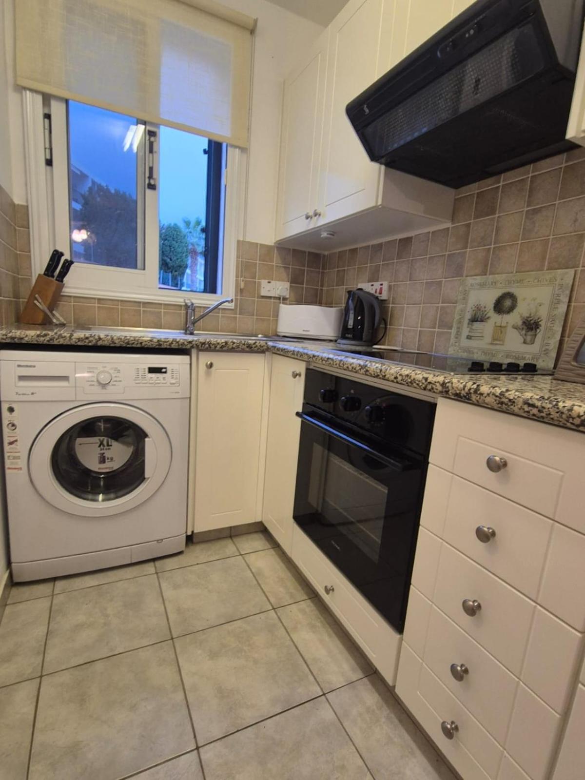 2 Bedroom Townhouse Lower Peyia Paphos Cyprus Εξωτερικό φωτογραφία